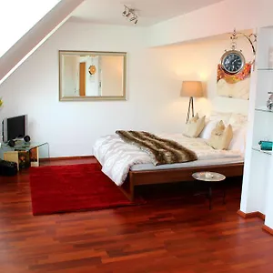 https://arthouse-delux-apartment.vienna-besthotels.com